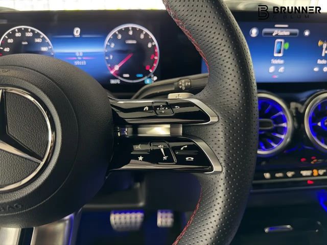 Mercedes-Benz GLB 220