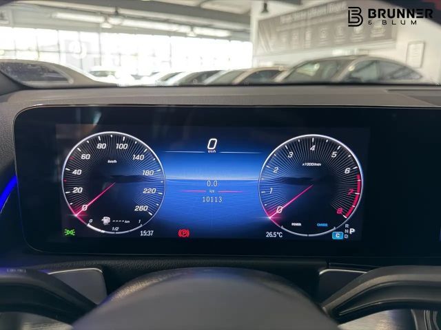 Mercedes-Benz GLB 220