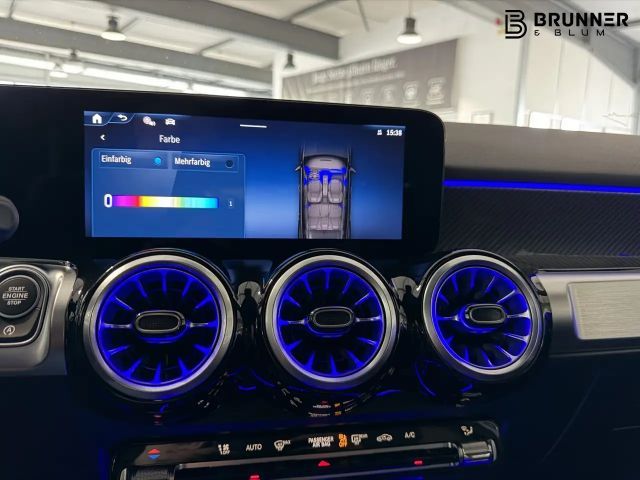 Mercedes-Benz GLB 220