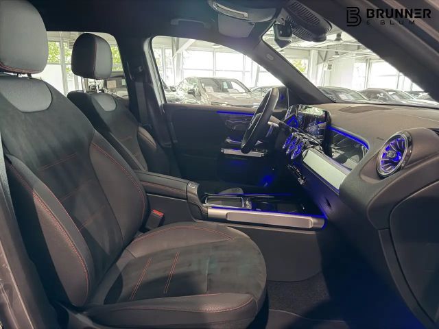 Mercedes-Benz GLB 220