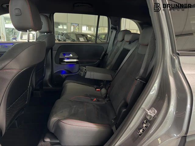 Mercedes-Benz GLB 220