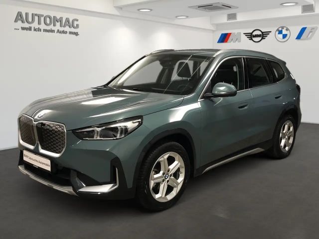 BMW iX1 eDrive20 X-Line*Komfortzugang*18" 2025 Elektrisch