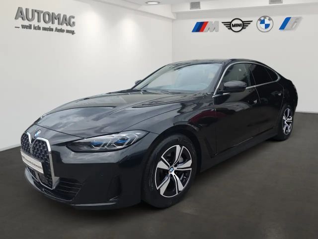 BMW 430 i xDrive Laser*DrivingAssistProf*ParkAssistPlus*Ha 2023 Benzine