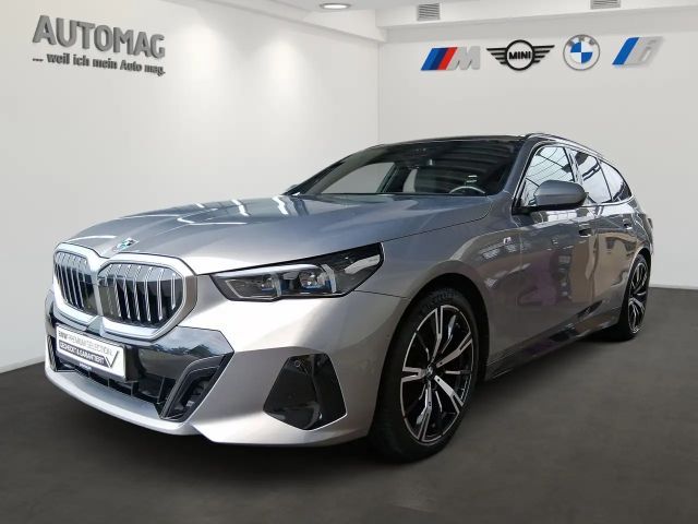 BMW 520 d M-Sport*IconicGlow*DrivingAssistProf*LiveCockpit 2024 Diesel