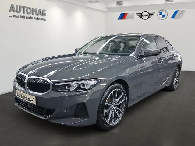 BMW 318 i ParkingAssist*AktiveGeschwindigkeitreg.*Komfortz 2025 Benzine