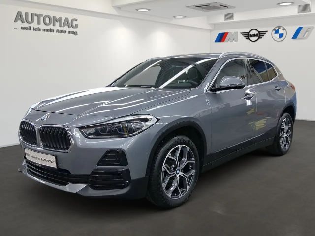 BMW X2 sDrive18i AdvantagePlus*ParkAssist*Navi*RTTI*autom 2022 Benzine