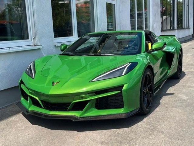 Corvette C8