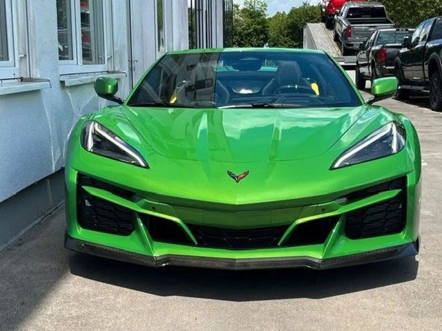 Corvette C8