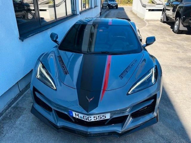 Corvette C8