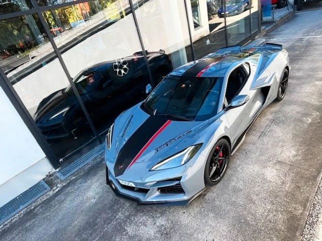 Corvette C8