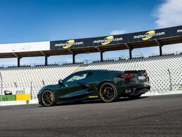 Corvette C8