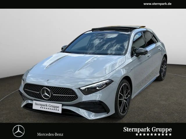 Mercedes-Benz A 250 A 250 e AMG Pano+Special Edition+HuD+Memo+360°+ 2025 Hybride / Benzine