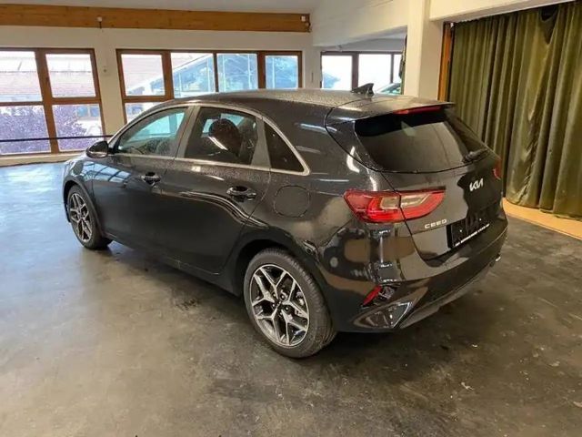 Kia Ceed / cee'd