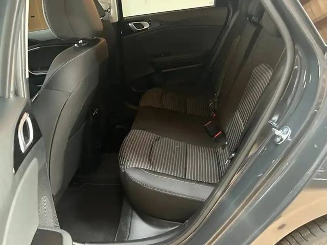 Kia Ceed / cee'd