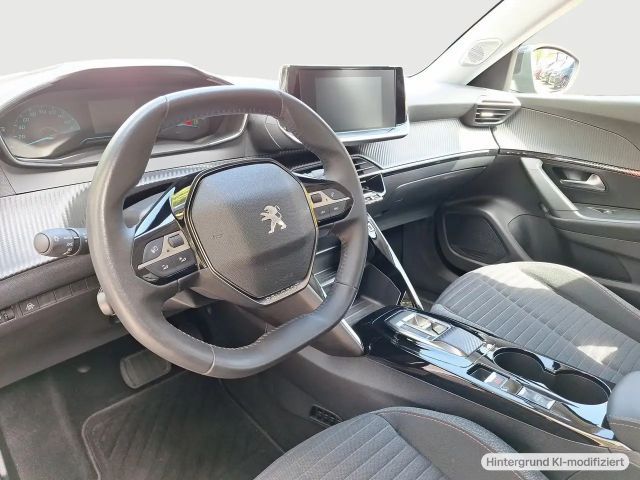 Peugeot e-2008