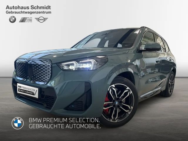 BMW iX1 xDrive30 362€ netto/mtl.*M Sportpaket Pro*19"*LC P 2025 Elektrisch