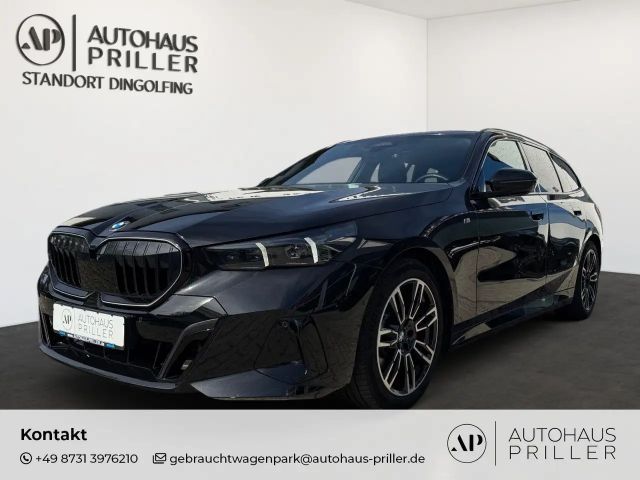 BMW 520 d xDrive Touring M Sport Pro Paket/AHK/Iconic 2024 Diesel