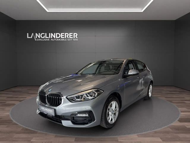 BMW 118 i 5-Türer Sport Line NP 42.219,- RFK HiFi 2024 Benzine