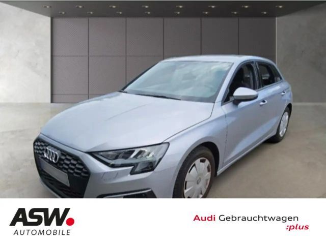 Audi A3 30TFSI S tronic Navi LED ACC PDC VC 2023 Benzine