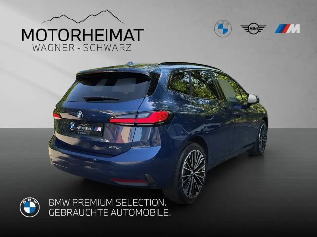 BMW 220