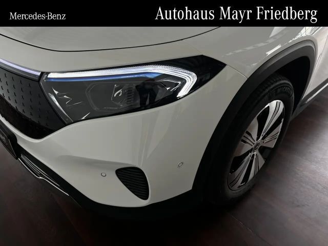 Mercedes-Benz EQB 250