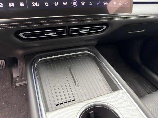 Mazda 6e