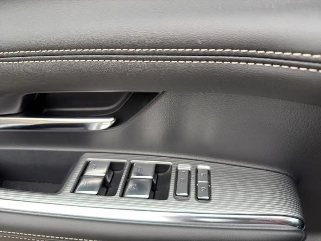 Mazda 6e