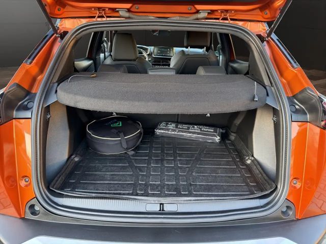 Peugeot e-2008