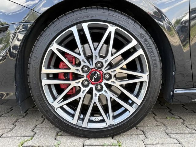 Kia Ceed / cee'd