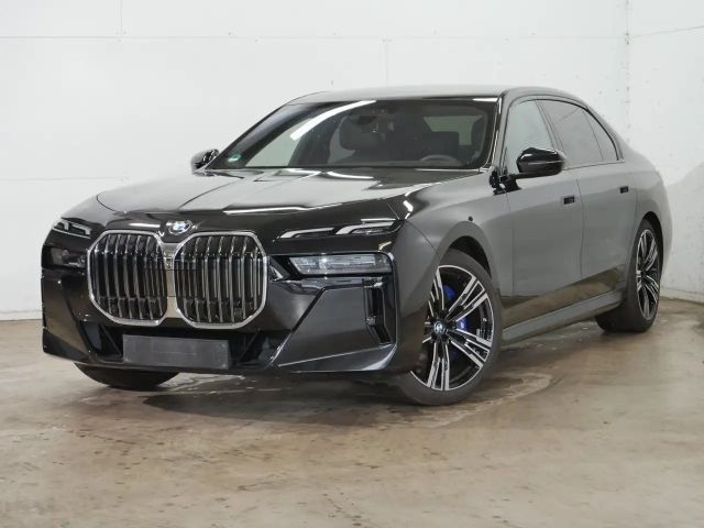 BMW 740 d xDrive |Executive Lounge |Sitzbelüft. |M Sportpa 2025 Diesel