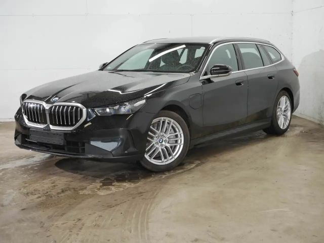 BMW 550 e xDrive |Fahrwerk Professional |Sitzbelüft. |Komf 2025 Hybride / Benzine
