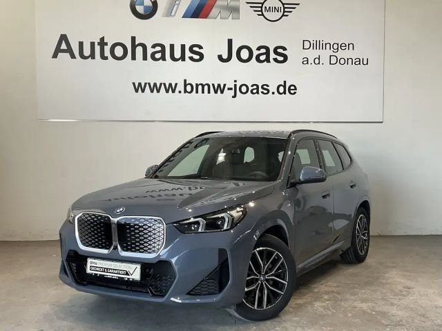 BMW iX1 xDrive30 |Aktivsitz |AC-Laden |M Sportpaket 2025 Elektrisch