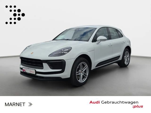 Porsche Macan 2.0T OPF*Navi*PTM*LED*PSM*Kamera 2022 Benzine