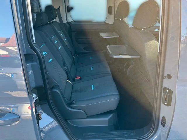 Ford Tourneo