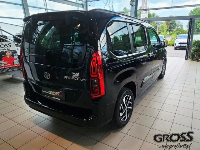 Toyota Proace City