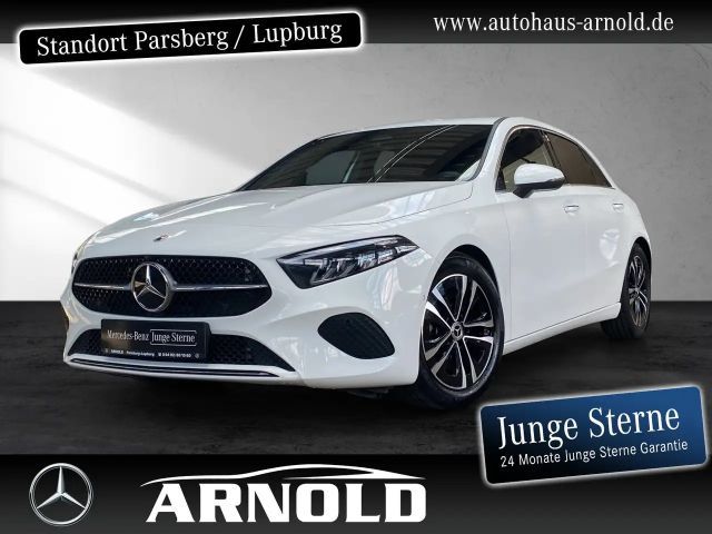 Mercedes-Benz A 220 A 220 4M Progressive Totwinkel Kamera KEYLESSGO 2025 Benzine