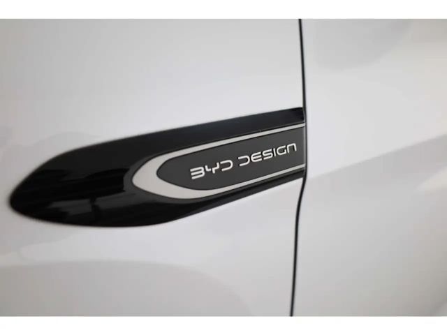 BYD Sealion 7