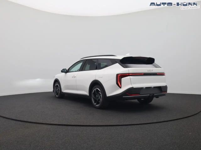 Kia K4