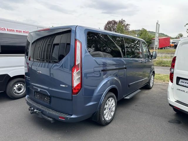 Ford Tourneo