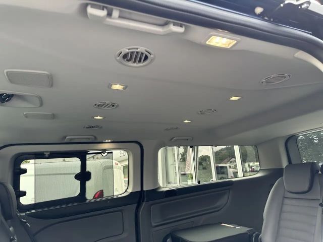 Ford Tourneo