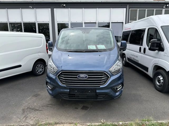 Ford Tourneo