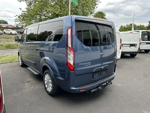 Ford Tourneo