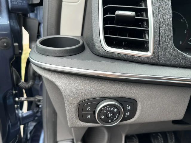 Ford Tourneo