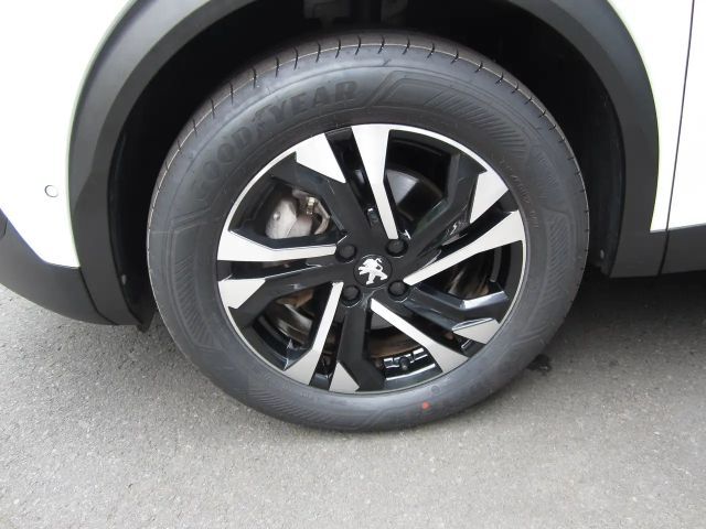 Peugeot e-2008