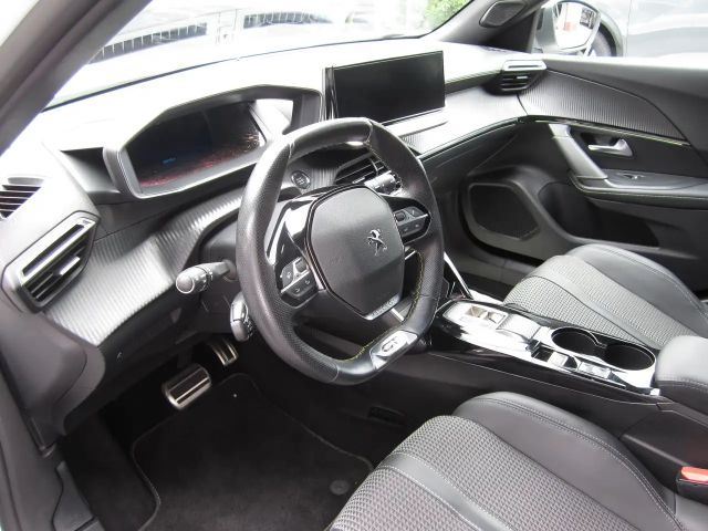 Peugeot e-2008