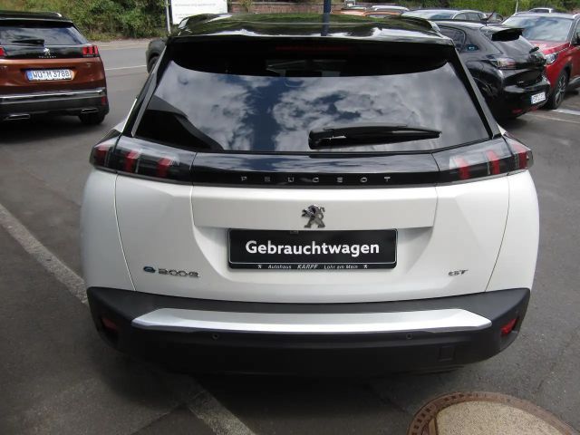 Peugeot e-2008