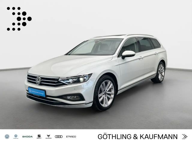 Volkswagen Passat Variant Elegance 4M 2.0 TDI*AHK*PANO*360° 2022 Diesel