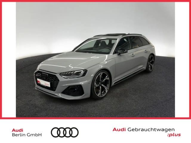 Audi RS4 tiptr. 360°K NAVI ACC PANO HUD 2022 Benzine