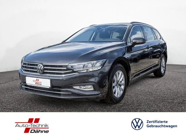 Volkswagen Passat Variant 2.0 TDI Business AHK ACC LED 2023 Diesel