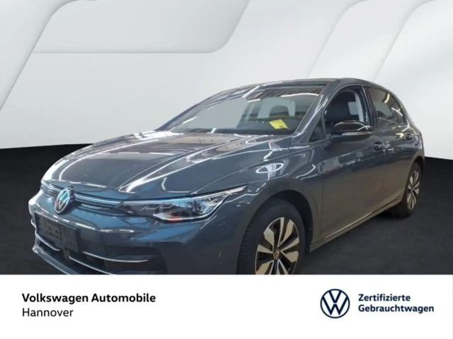 Volkswagen Golf VIII 1.5 TSI Goal Navi AHK LED Kamera DigCo 2025 Benzine